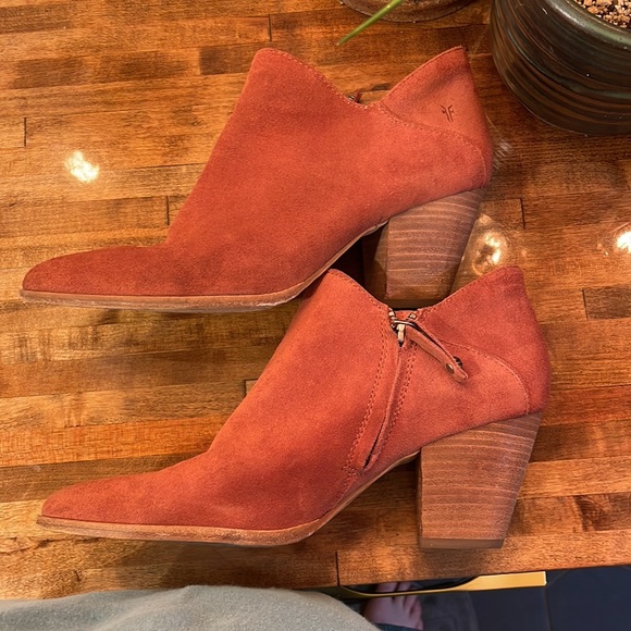 Frye Boots - Picture 3 of 8